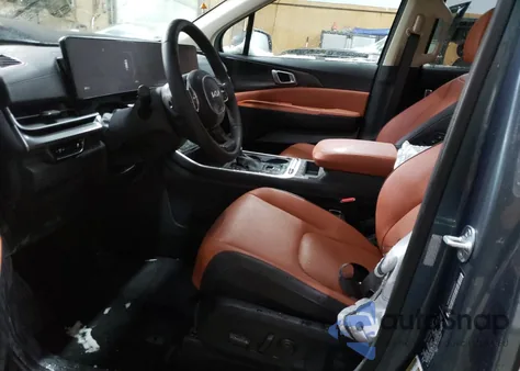 2025 Kia Carnival Sx z USA, uszkodzony, nr VIN KNDNE5K33S6490347